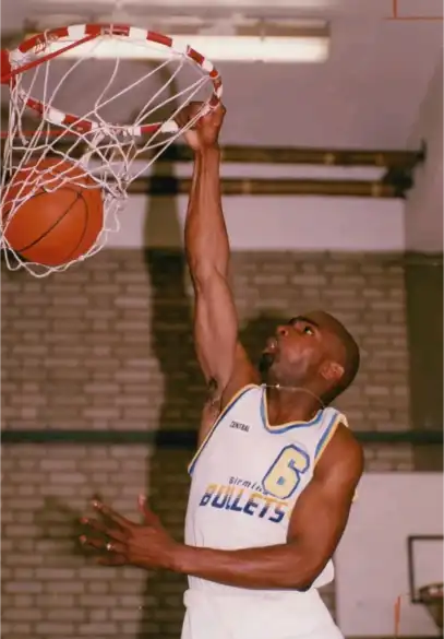 Derek Redmond image 7