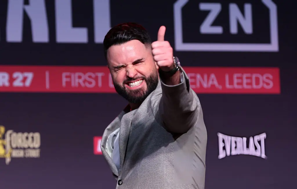 Sam Jones image 4